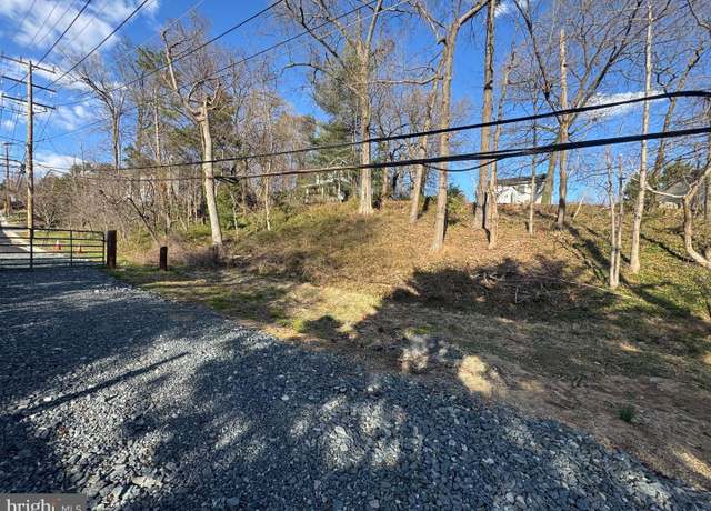 Property at 2203 Parkway, Landover, MD 20785