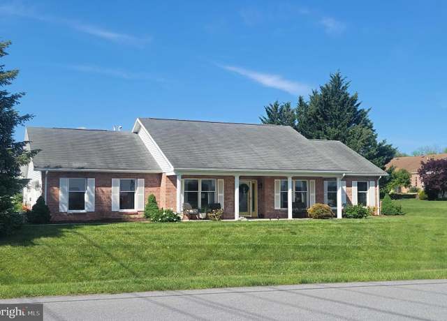 Property at 1222 S Pointe Dr, Hagerstown, MD 21740, 2 beds, 2 baths
