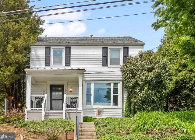 Property at 835 Pennsylvania Ave, Lemoyne, PA 17043, 3 beds, 2 baths