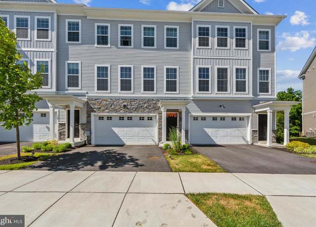 Property at 130 Livingston Ln, Exton, PA 19341, 3 beds, 2.5 baths