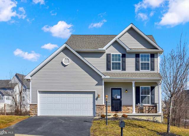 Property at 2035 Laura Ln, Harrisburg, PA 17110, 3 beds, 2.5 baths