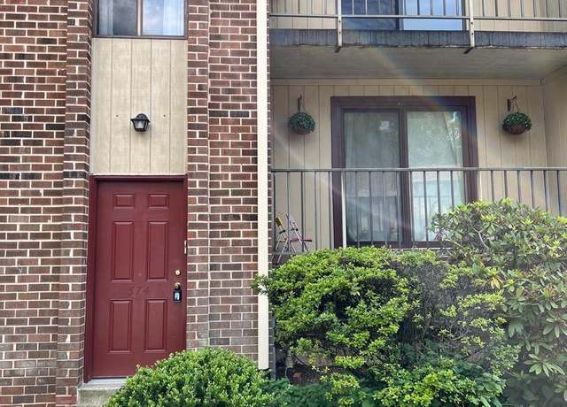 Property at 374-B Saybrook Ln Unit B, Wallingford, PA 19086, 2 beds, 1 bath