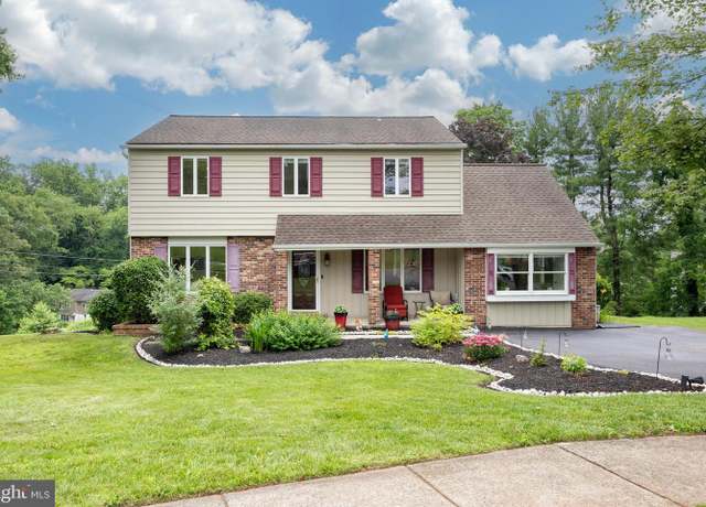 Property at 3 Lenape Cir, Royersford, PA 19468, 4 beds, 3 baths