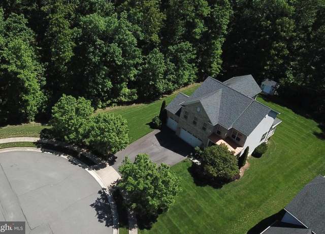Property at 6924 Noyes Ave, Haymarket, VA 20169, 5 beds, 3.5 baths