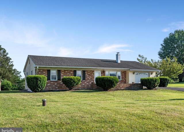 Property at 522 Hamburg Rd, Edinburg, VA 22824, 3 beds, 2 baths