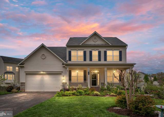 Property at 5 Sagewood Ct, Fredericksburg, VA 22406, 6 beds, 3.5 baths