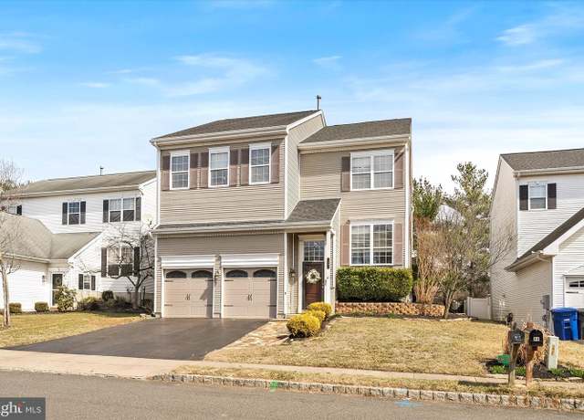 Property at 96 Arrowhead Dr, Burlington, NJ 08016, 4 beds, 2.5 baths