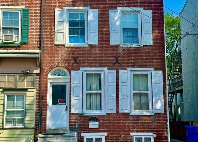 Property at 203 Garden St, Mount Holly, NJ 08060, 6 beds, 2 baths