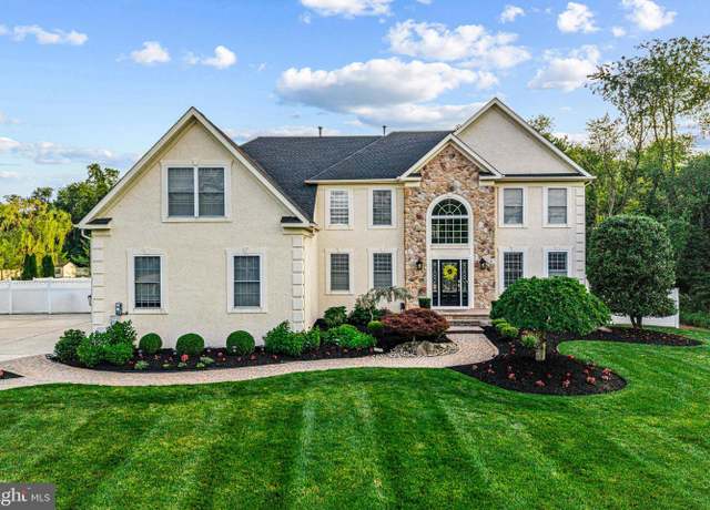 Property at 22 Tara Dr, Sewell, NJ 08080, 4 beds, 2.5 baths
