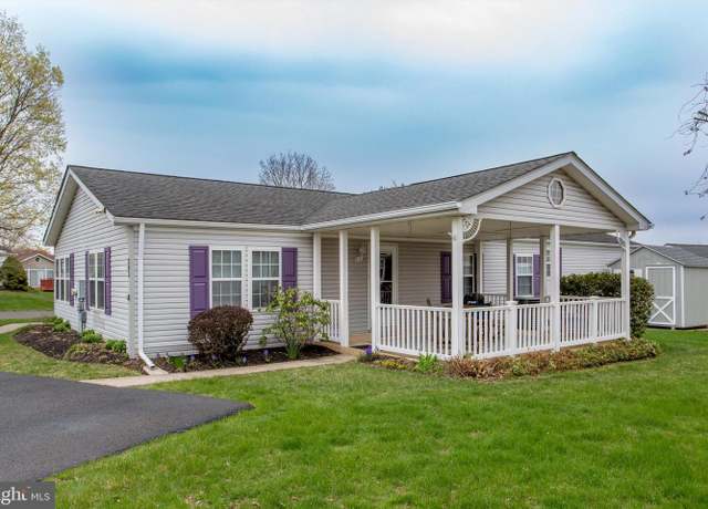 Property at 383 Thrush Ct W Unit W, New Hope, PA 18938, 3 beds, 2 baths