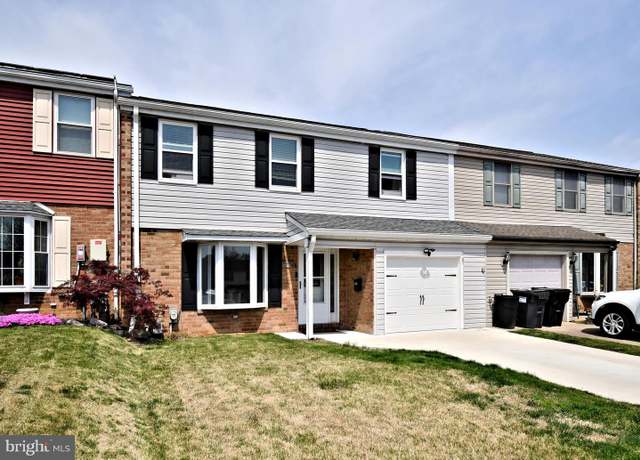 Property at 6413 Trenton Ct, Bensalem, PA 19020, 3 beds, 1.5 baths