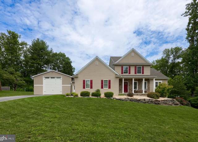 Property at 36 Elm Ct, Lancaster, PA 17603, 3 beds, 3.5 baths