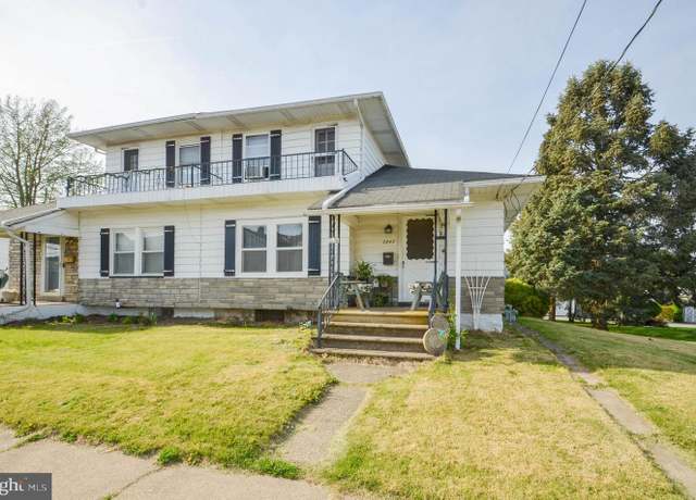 Property at 2243 2nd St, Easton, PA 18042, 3 beds, 1 bath