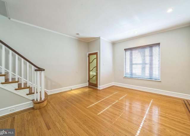 Property at 2426 S Chadwick St, Philadelphia, PA 19145, 3 beds, 1 bath
