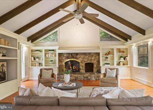 Property at 5150 Manning Pl NW, Washington, DC 20016, 5 beds, 3.5 baths