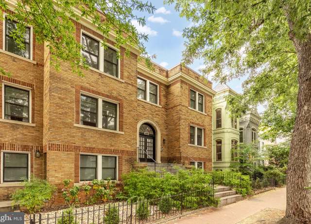 Property at 317 3rd St SE #25, Washington, DC 20003, 1 bed, 1.5 baths