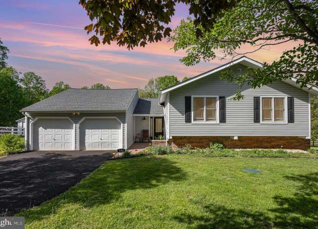 Property at 106 Dennis Dr, Elkton, MD 21921, 4 beds, 2.5 baths