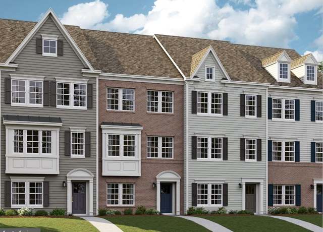 Property at 10628 Roundstone Ln, White Plains, MD 20695, 3 beds, 3.5 baths
