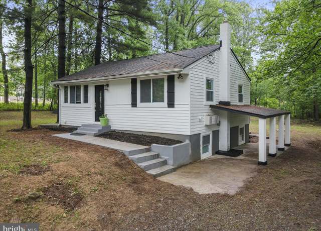 Property at 4615 Ford Fields Rd, Myersville, MD 21773, 3 beds, 2 baths