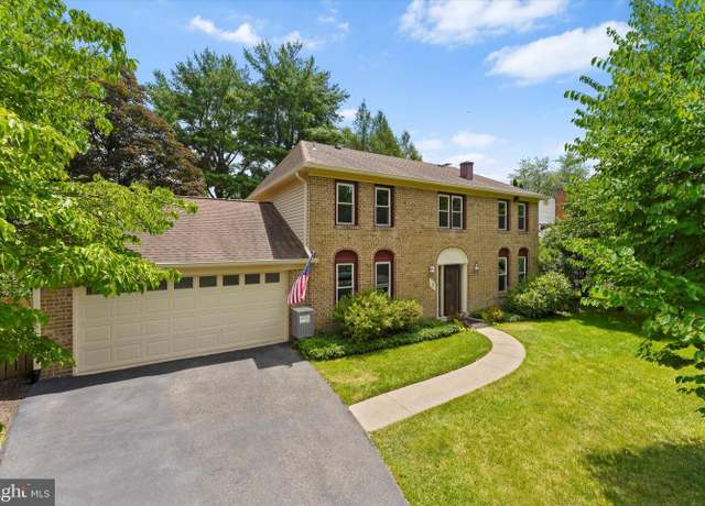 Property at 2 Hastings Cir, Rockville, MD 20850, 4 beds, 3.5 baths