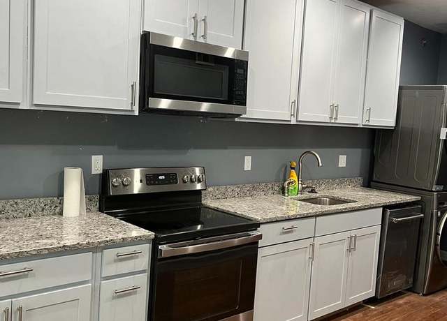 Property at 5308 Cumberland St, Capitol Heights, MD 20743, 5 beds, 3 baths