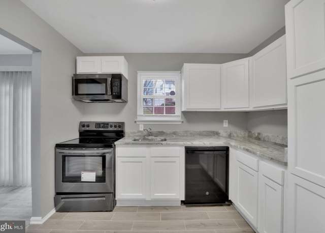 Property at 771 Saint Michaels Dr, Bowie, MD 20721, 3 beds, 2 baths