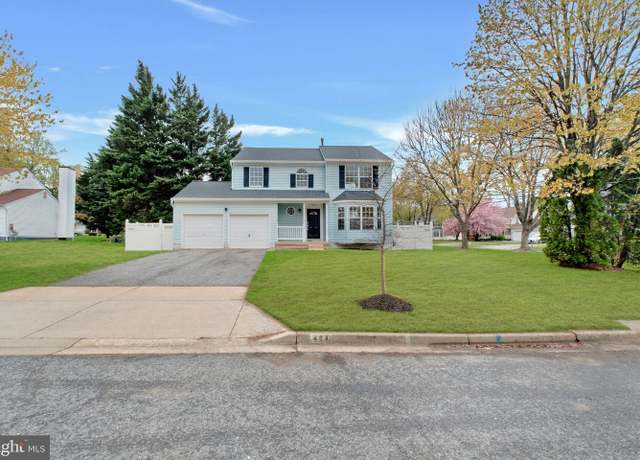 Property at 404 Red Leaf Ct, Upper Marlboro, MD 20774, 4 beds, 3.5 baths