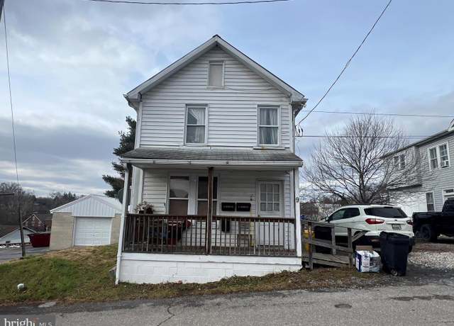 Property at 9 Methodist Ave, Hancock, MD 21750, 2 beds