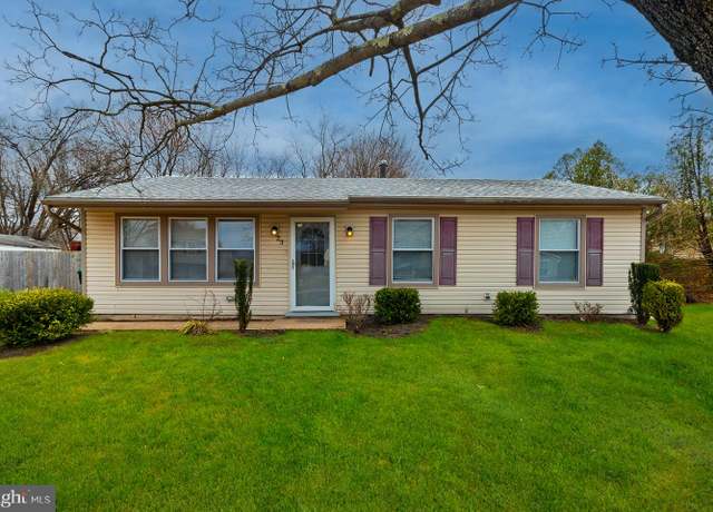 Property at 23 Indian Hill Ln, Sicklerville, NJ 08081, 3 beds, 1.5 baths