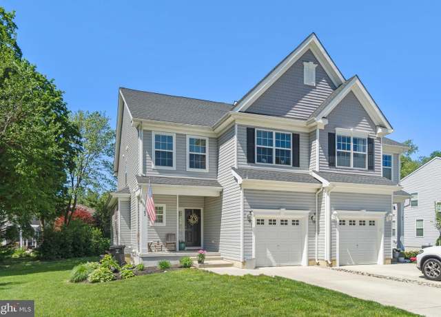 Property at 82 Tansboro Rd, Berlin, NJ 08009, 3 beds, 3.5 baths