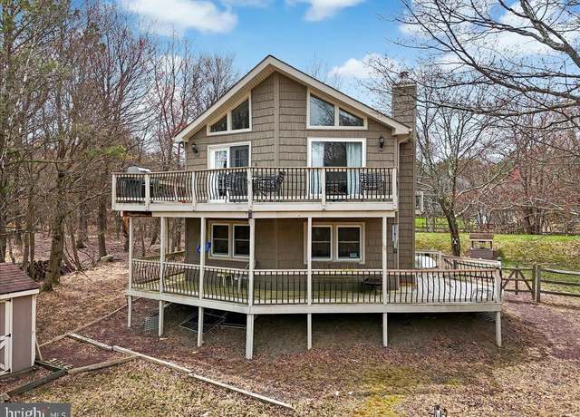 Property at 124 Lindbergh Cir, Albrightsville, PA 18210, 4 beds, 2 baths