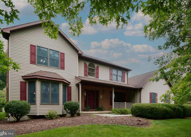 Property at 351 Shanelly Dr, Port Matilda, PA 16870, 4 beds, 2.5 baths