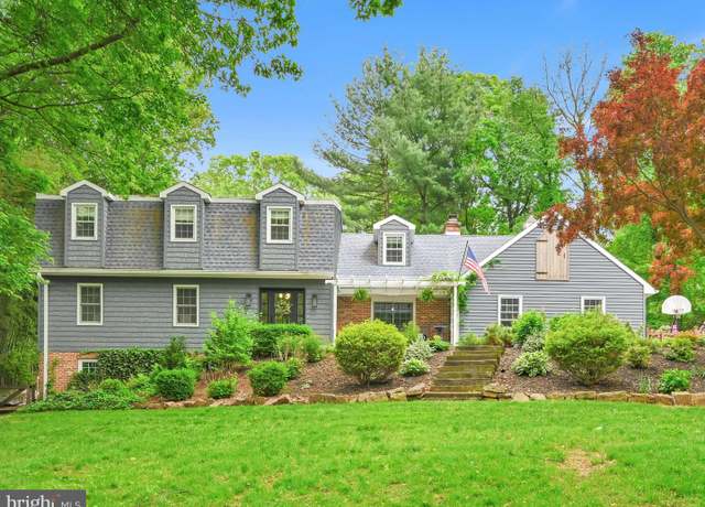 Property at 2 Garvin Rd, Denver, PA 17517, 4 beds, 2.5 baths