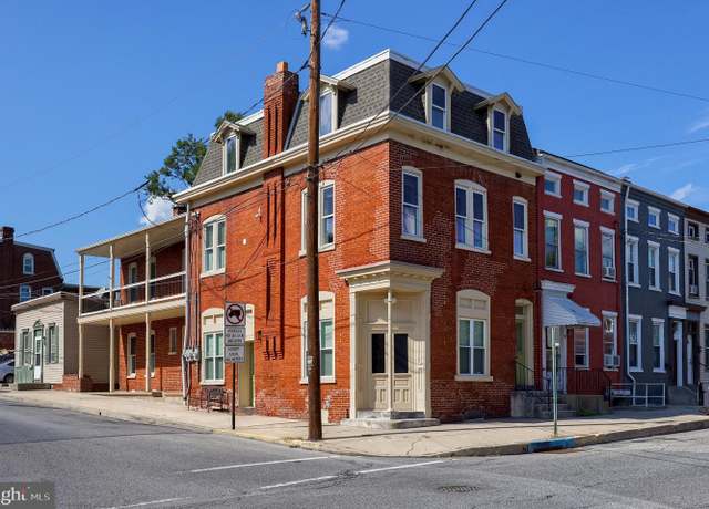 Property at 209 Walnut St, Columbia, PA 17512, 6 beds, 5 baths