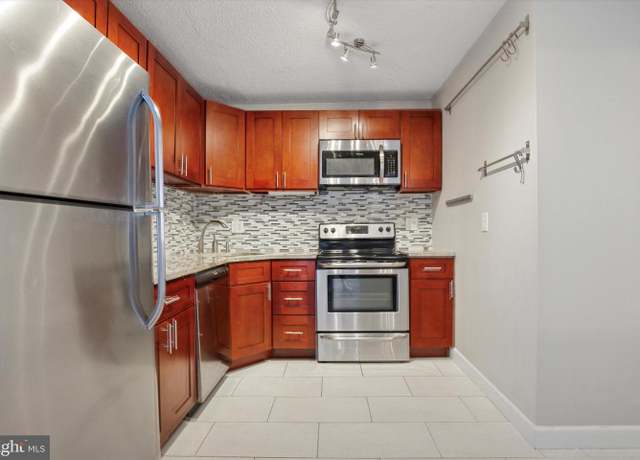 Property at 666 W Germantown Pike #1808, Plymouth Meeting, PA 19462, 2 beds, 2 baths
