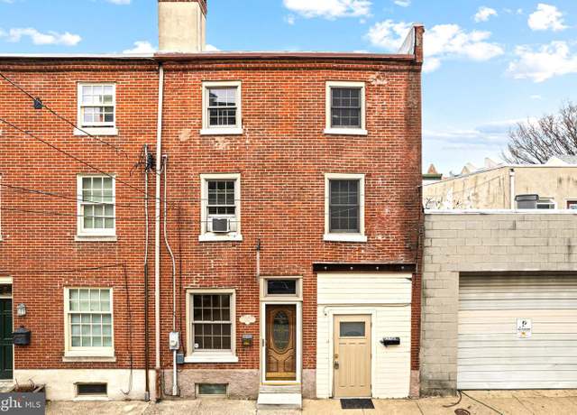 Property at 824 N Orianna St, Philadelphia, PA 19123, 4 beds, 2 baths