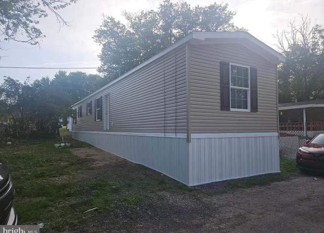 Property at 300 Ridge Rd #42, Etters, PA 17319, 3 beds, 2 baths
