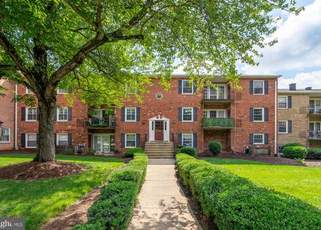 Property at 3975 Lyndhurst Dr #103, Fairfax, VA 22031, 1 bed, 1 bath