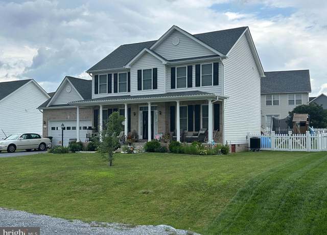 Property at 48 Azera Dr, Inwood, WV 25428, 4 beds, 2.5 baths