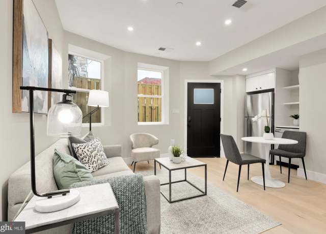 Property at 1708 16th St NW #2, Washington, DC 20009, 1 bed, 1 bath