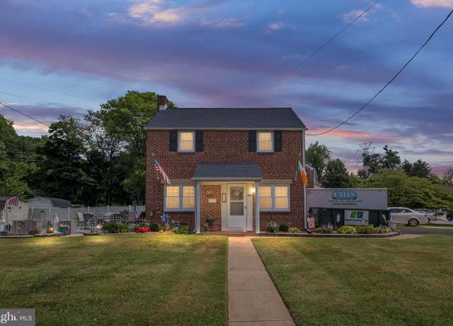 Property at 121 Stahl Ave, New Castle, DE 19720, 3 beds, 1.5 baths