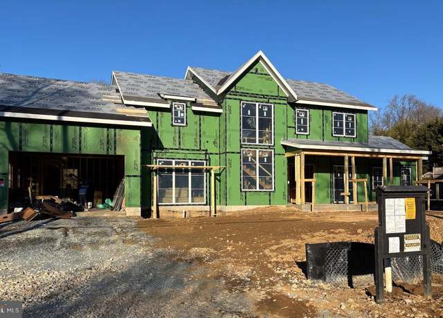 Property at 6514 76th St, Cabin John, MD 20818, 6 beds, 5.5 baths