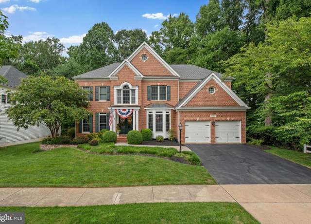 Property at 16720 Alexander Manor Dr, Sandy Spring, MD 20860, 4 beds, 4.5 baths