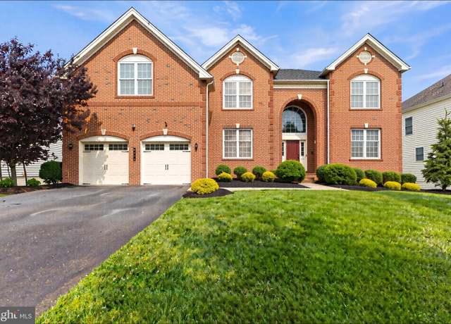 Property at 4504 Cross Country Ter, Upper Marlboro, MD 20772, 4 beds, 4.5 baths