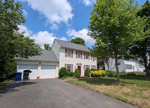 Property at 7 Mahogany Dr, Burlington, NJ 08016, 3 beds, 2.5 baths