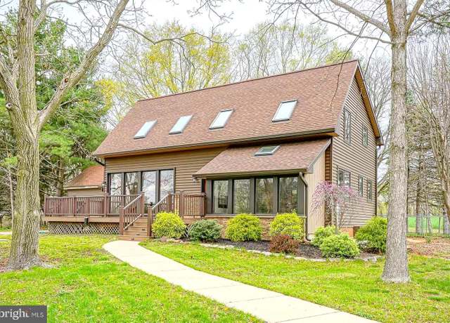 Property at 64 Vestry Rd, Swedesboro, NJ 08085, 3 beds, 2.5 baths