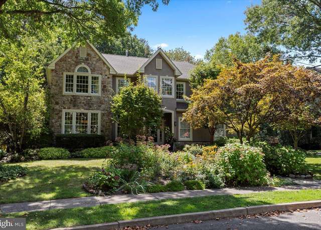 Property at 3 Steeplechase Dr, Doylestown, PA 18901, 4 beds, 2.5 baths