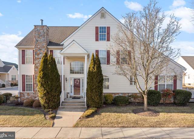 Property at 400 Lantern Ln, Kennett Square, PA 19348, 4 beds, 2.5 baths