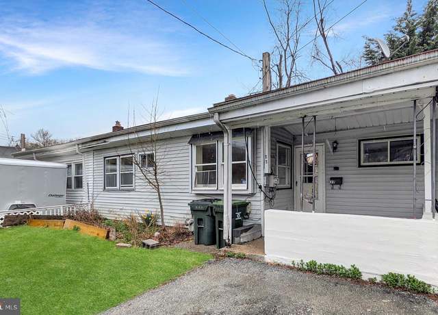 Property at 22 Johnson Ave, Coatesville, PA 19320, 2 beds, 1 bath