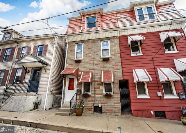 Property at 111 Jackson St, Phoenixville, PA 19460, 4 beds, 1.5 baths